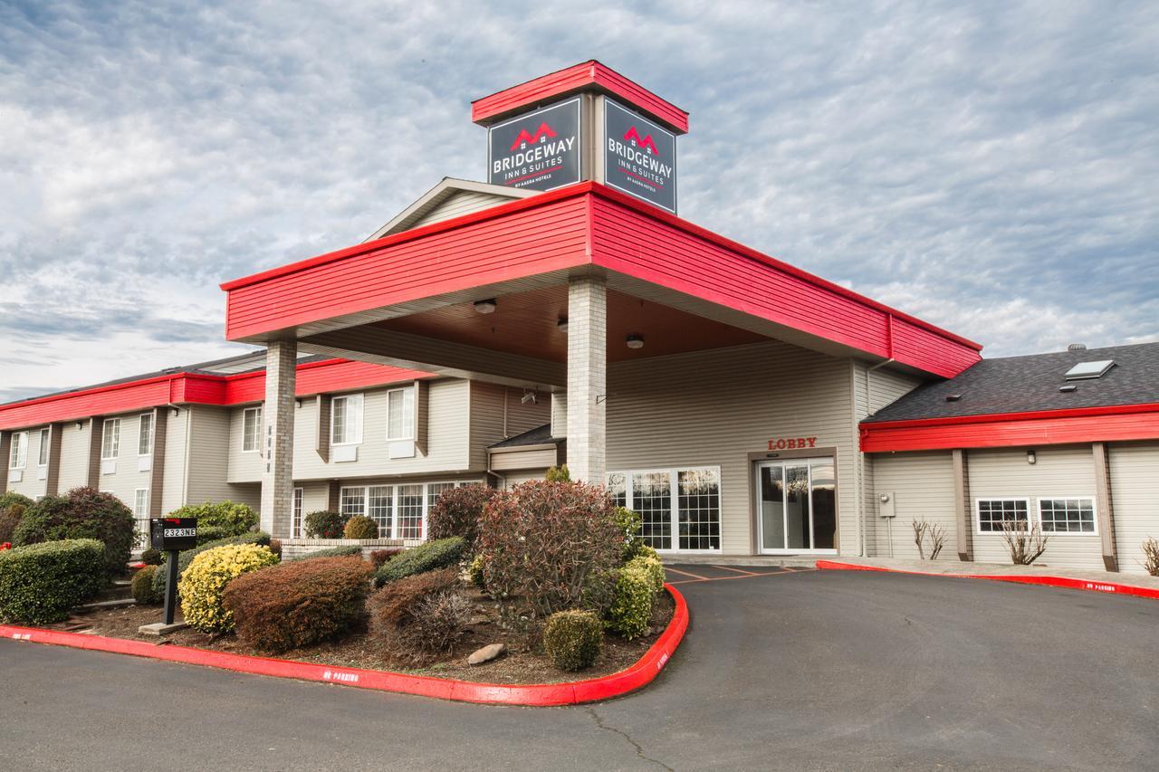 Bridgeway Inn & Suites - Portland Airport Gresham Buitenkant foto
