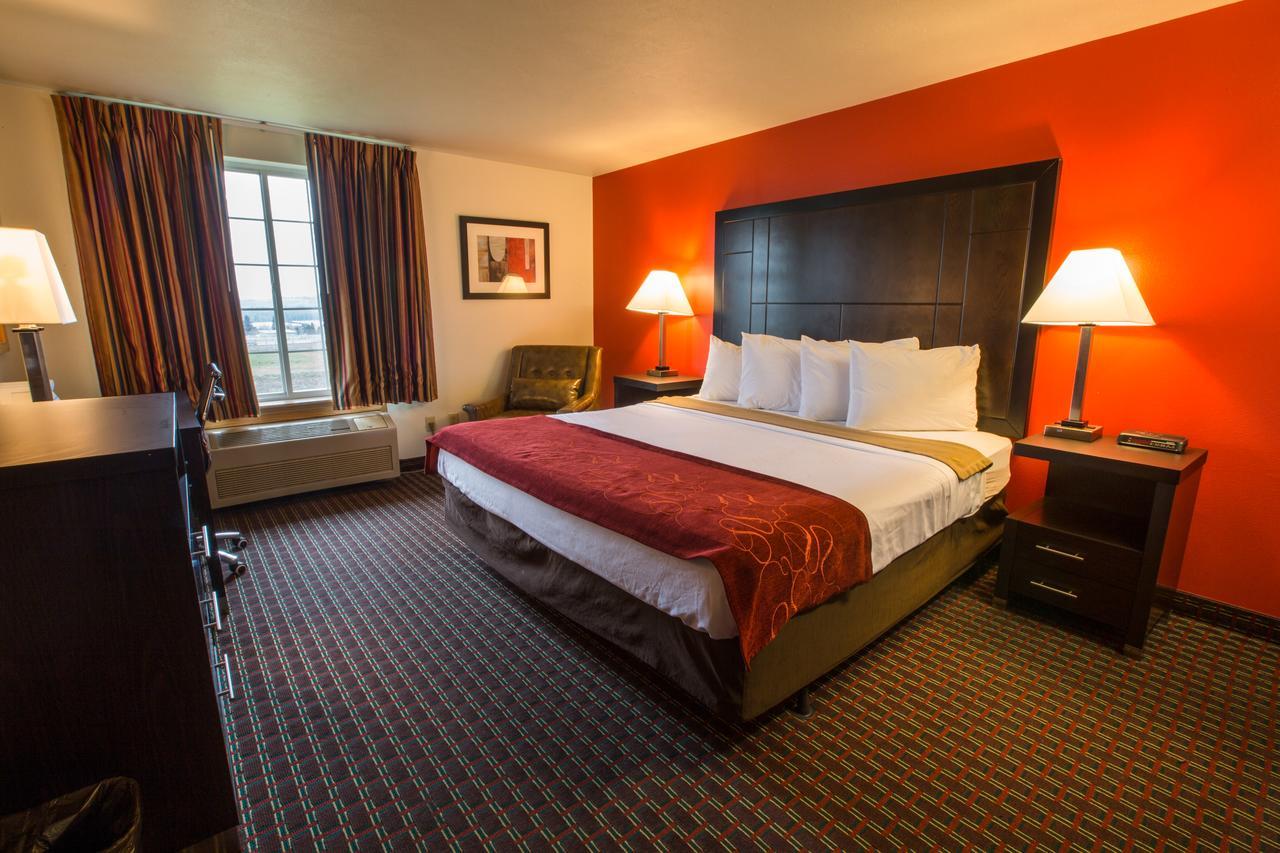 Bridgeway Inn & Suites - Portland Airport Gresham Buitenkant foto